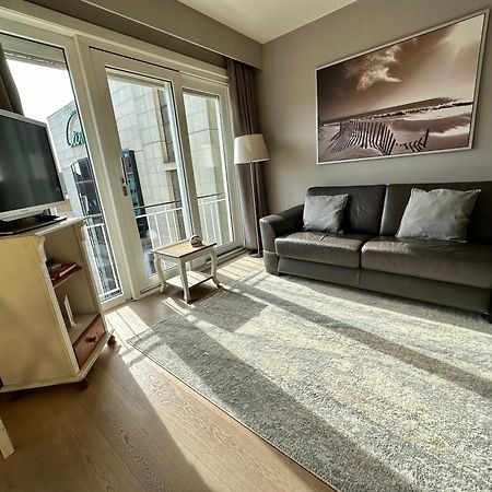 Charming Apartment Direct Access Beach Blankenberge Ngoại thất bức ảnh